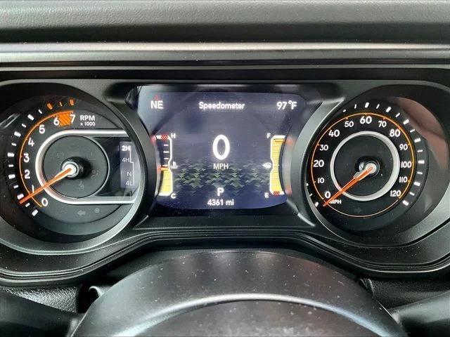 Used 2025 Black Jeep Sahara image 7
