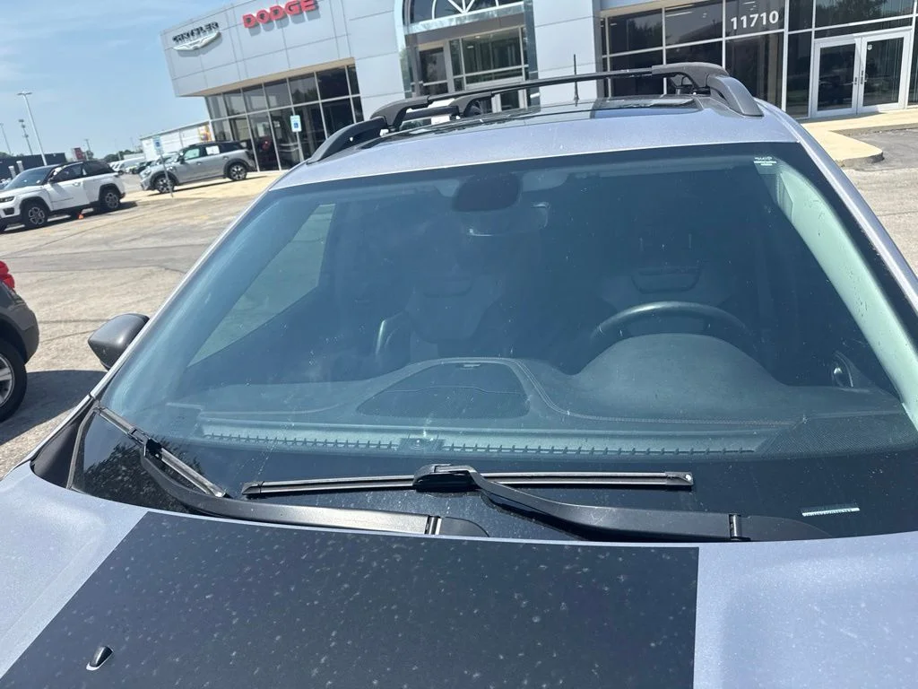 Used 2019 Silver Jeep Trailhawk image 9