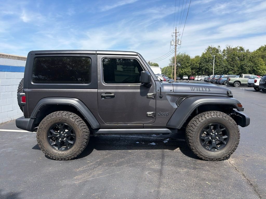 Used 2021 Crystal Metallic Jeep Willys image 6
