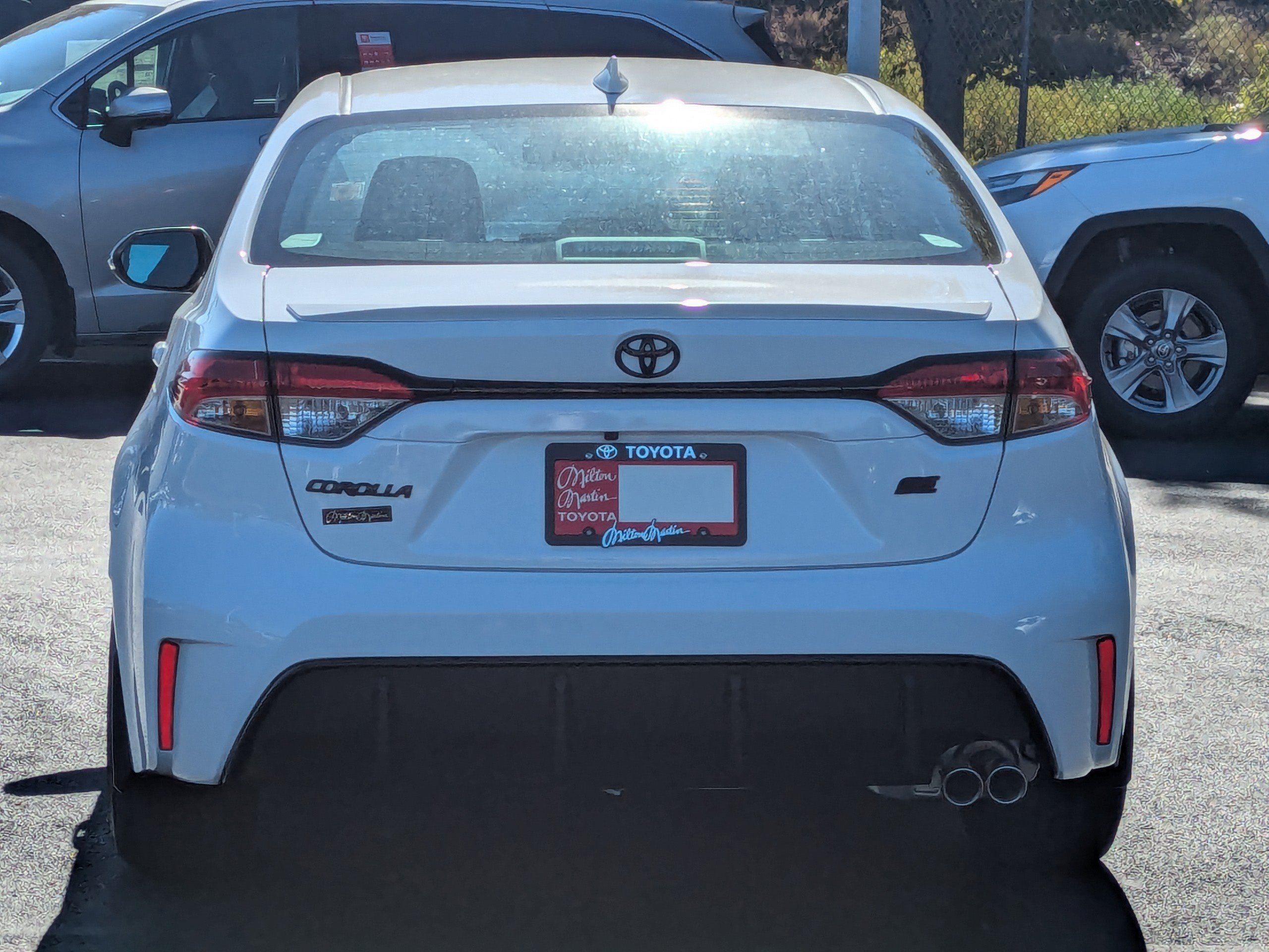 New 2026 Ice Cap Toyota SE image 5