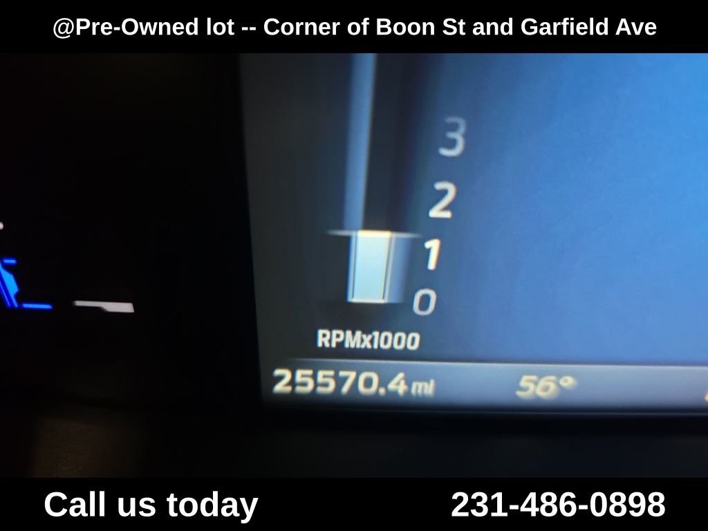 Used 2025 Gray Ford ST-Line Select image 21