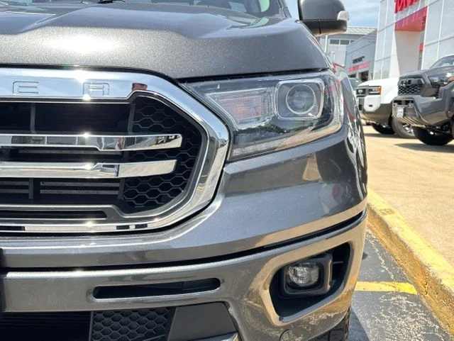 Used 2019 Magnetic Ford Lariat image 3