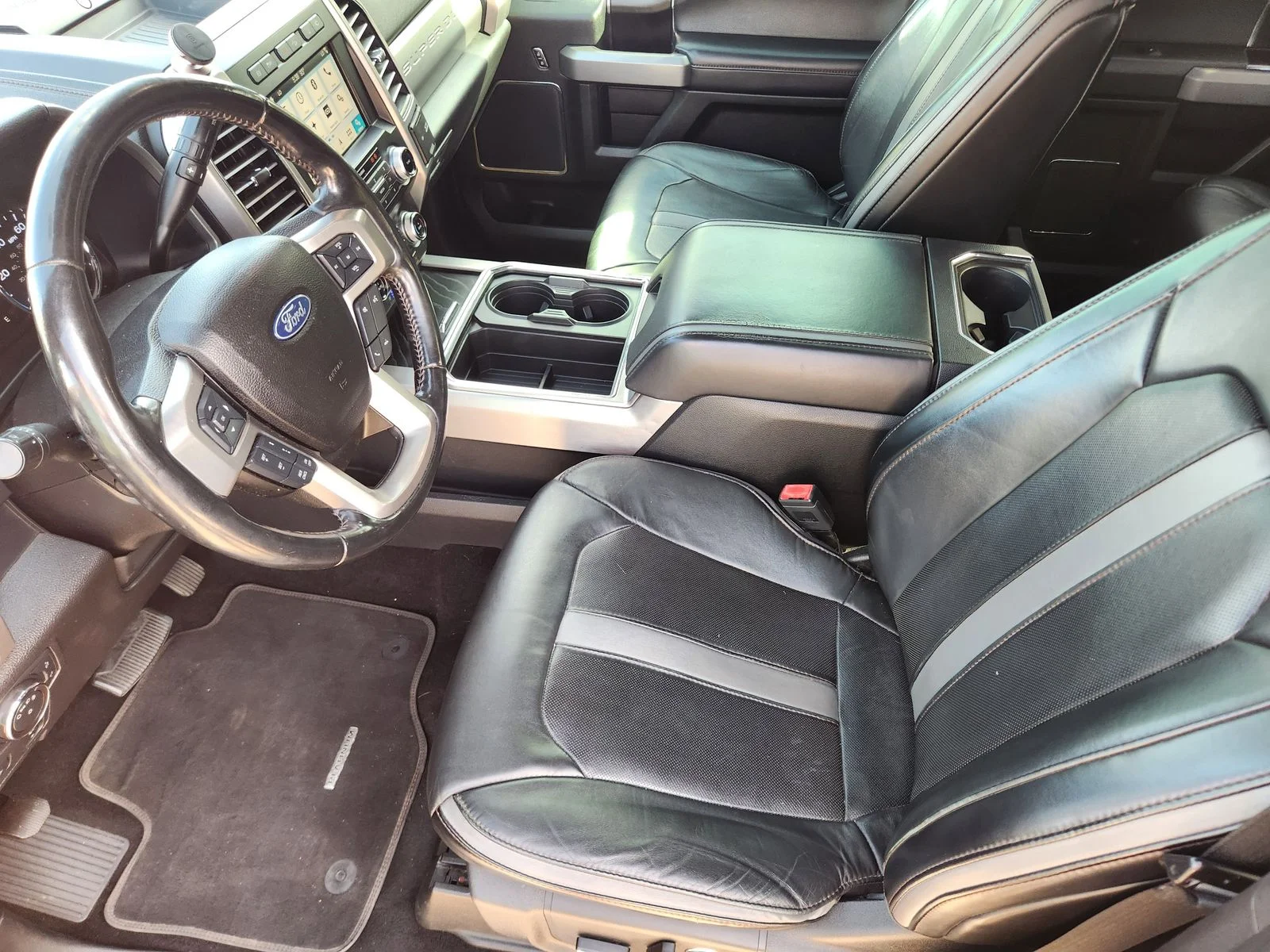 Used 2019 Gray Ford Platinum image 12