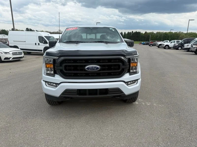 Used 2021 White Ford XLT image 2
