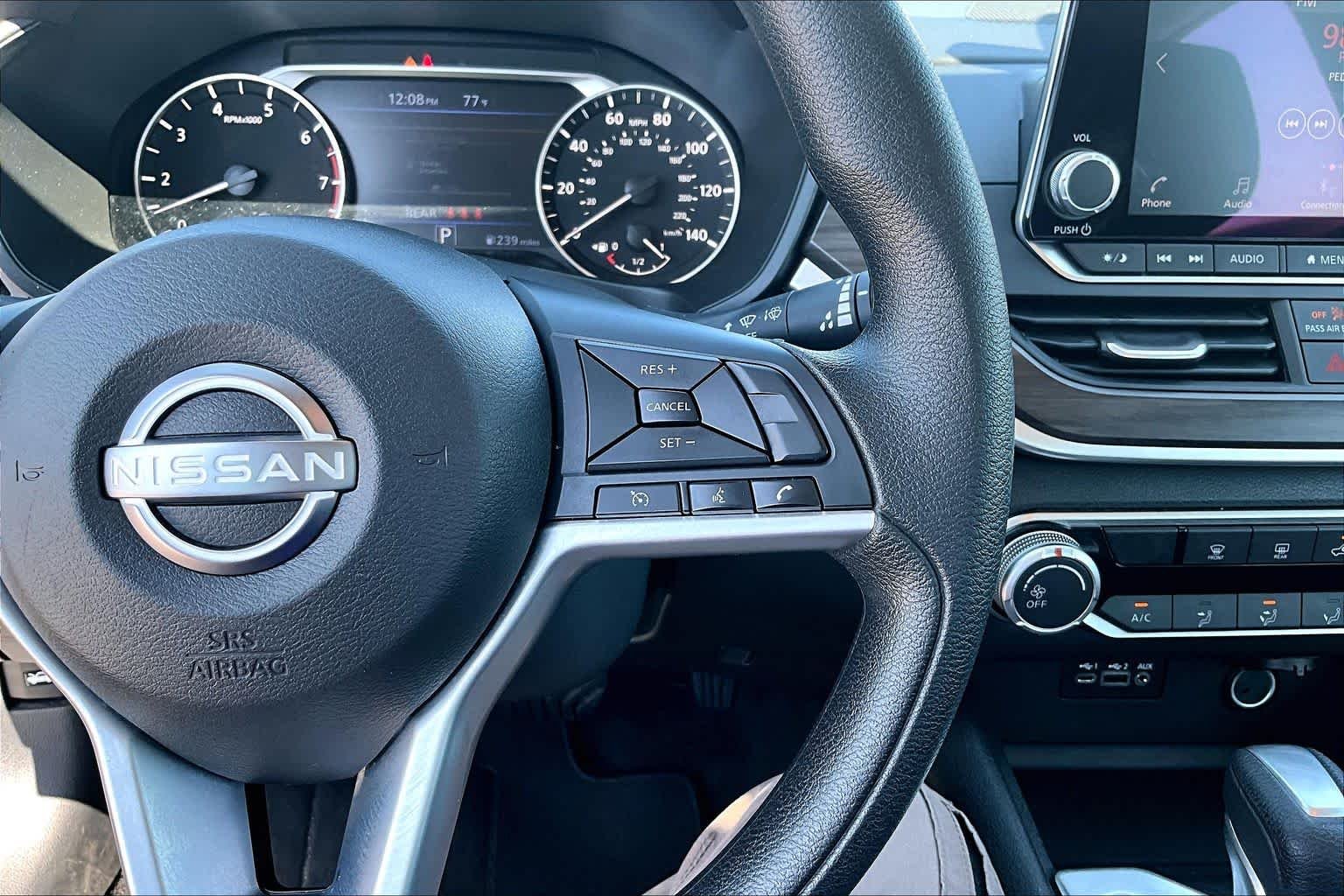 2025 Nissan Altima SV - Photo 25