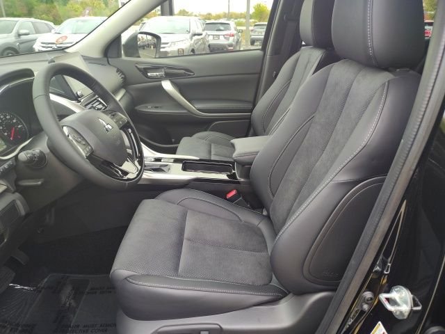 New 2026 Black Mitsubishi SE image 14