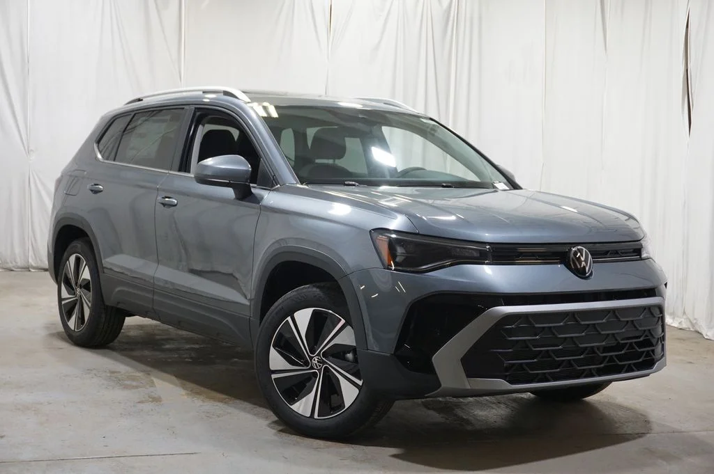 New 2026 Gray Volkswagen 1.5T SE image 3