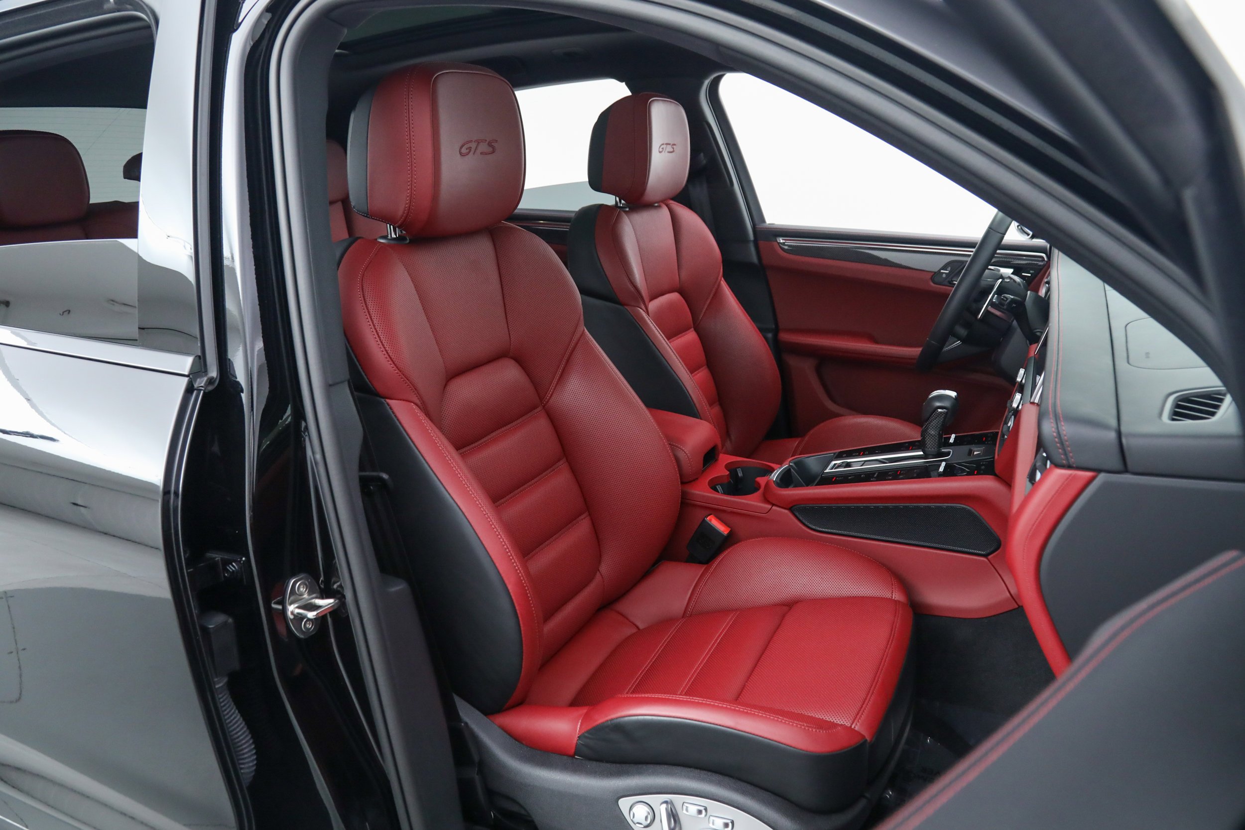 Used 2025 Black Porsche GTS AWD image 21