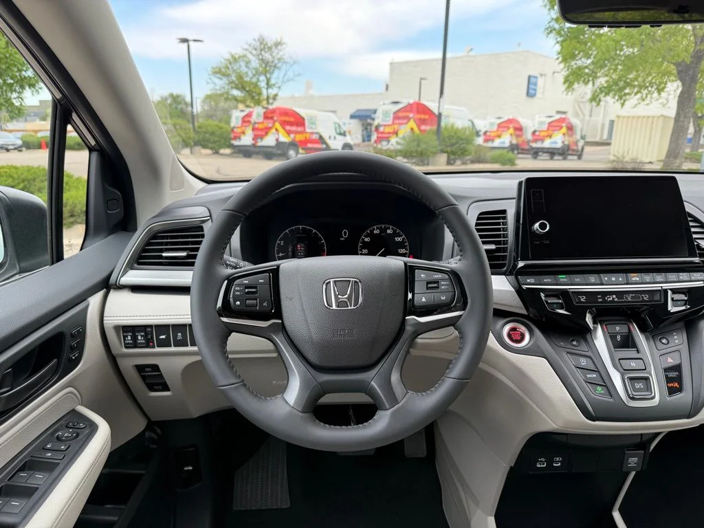 New 2026 Modern Steel Metallic Honda EX-L image 3