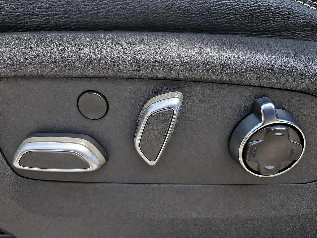 2026 GMC Sierra 1500 AT4X - Photo 14
