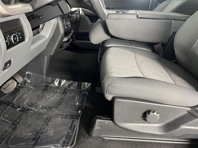 New 2026 Oxford White Ford F-250® XL image 54