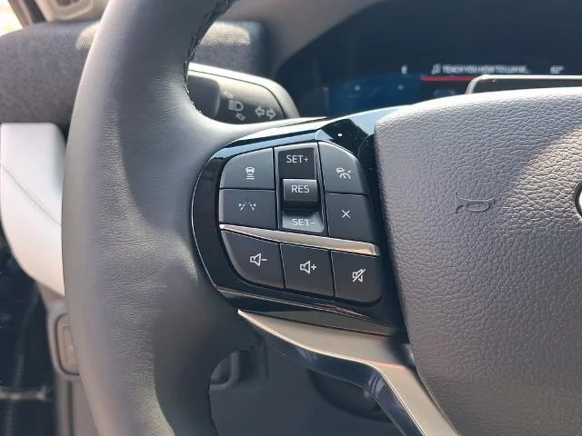 New 2026 Agate Black Metallic Ford Platinum™ image 12