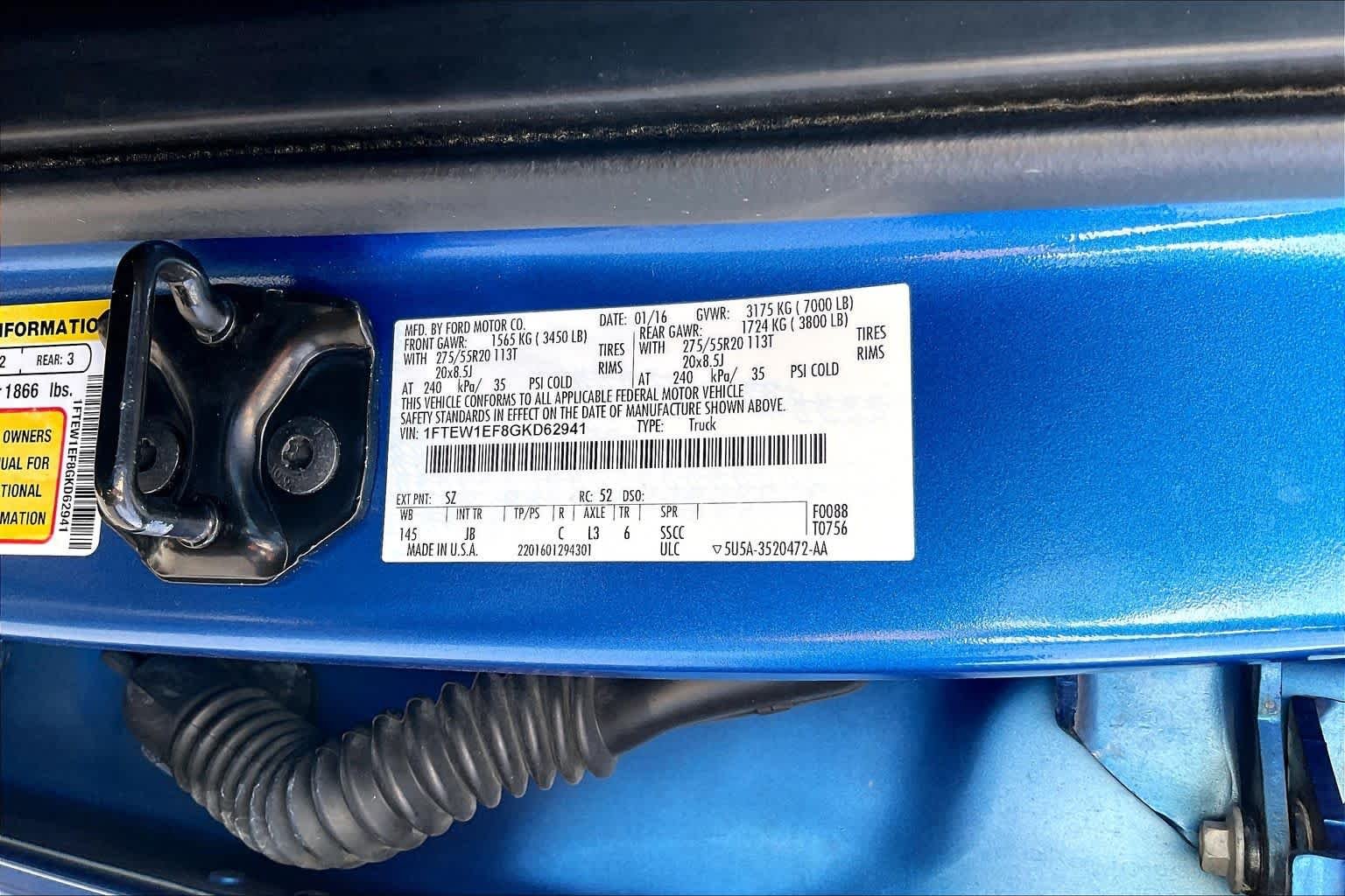 Used 2016 Blue Flame Metallic Ford XLT image 33