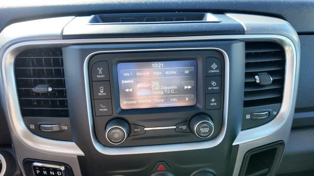2024 RAM Ram 1500 Classic SLT - Photo 15