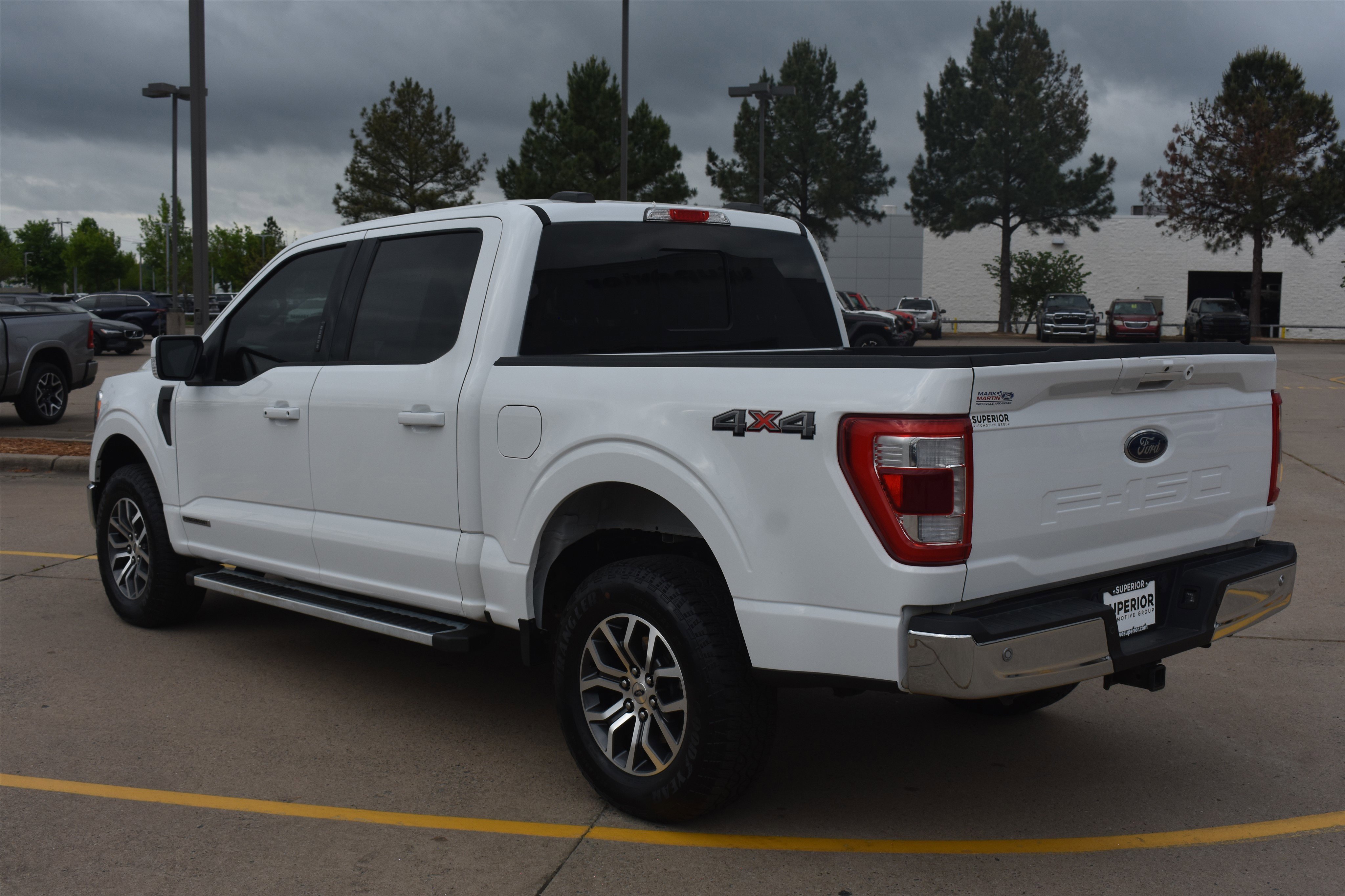 Used 2022  Ford LARIAT image 7