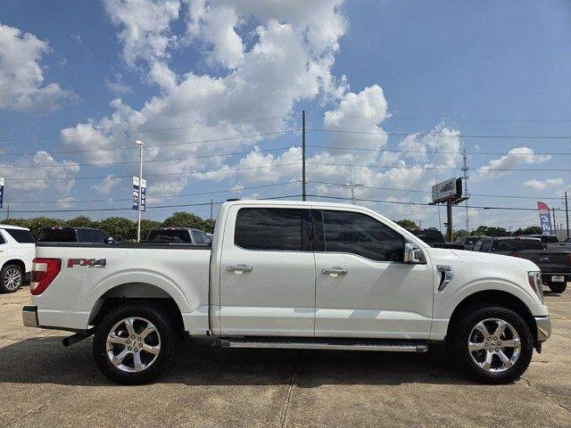 Used 2021 Star White Metallic Tri-Coat Ford LARIAT image 6