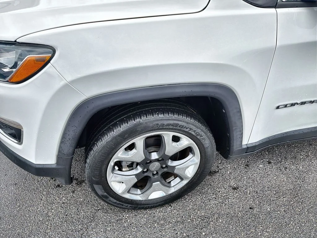 Used 2019 White Jeep Limited image 10