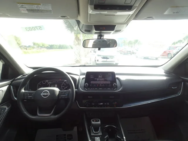 Used 2025 Gun Metallic Nissan SV image 11