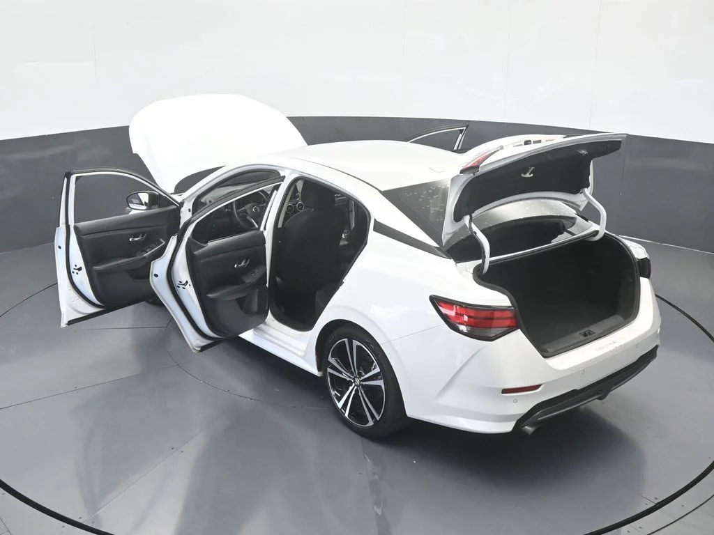 Used 2020 Aspen White Tricoat Nissan SR image 64