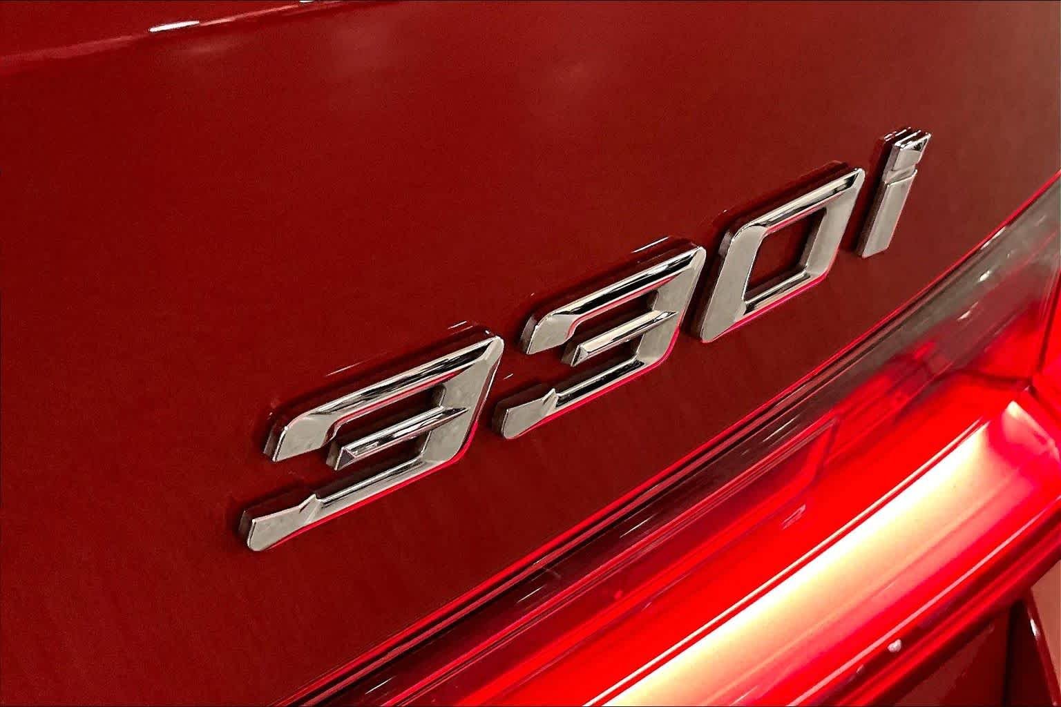 Used 2023 Melbourne Red Metallic BMW 330i image 10