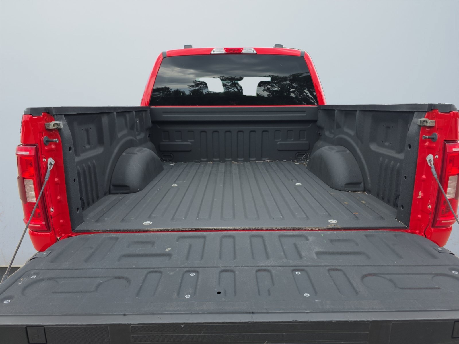 Used 2022 Race Red Ford XLT image 14
