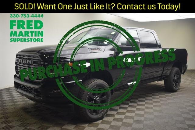 New 2026 Diamond Black Crystal Pearl-Coat Exterior Paint RAM BIG HORN image 10