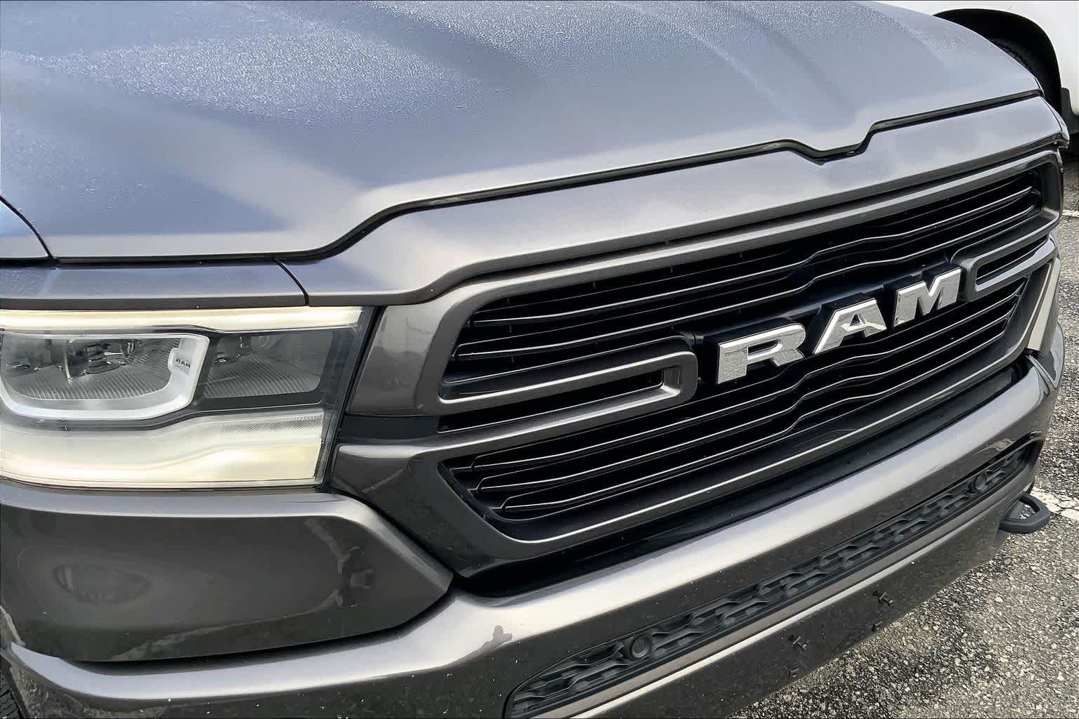 Used 2020 Granite Crystal Metallic Clearcoat Ram Laramie image 29