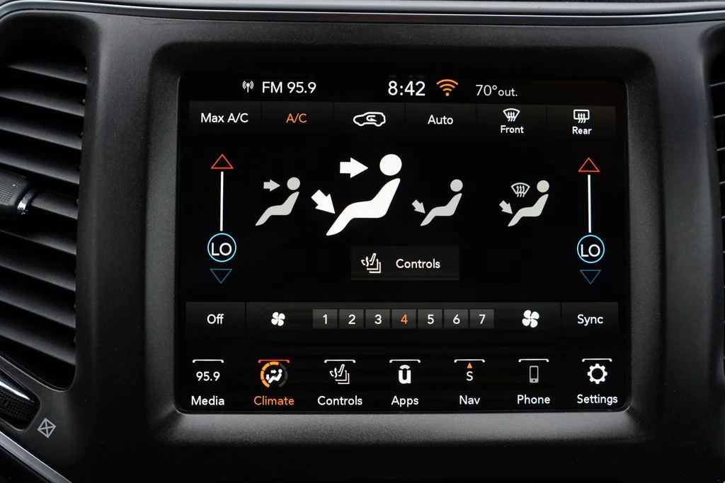 Certified Used 2022 Gray Jeep Trailhawk image 27