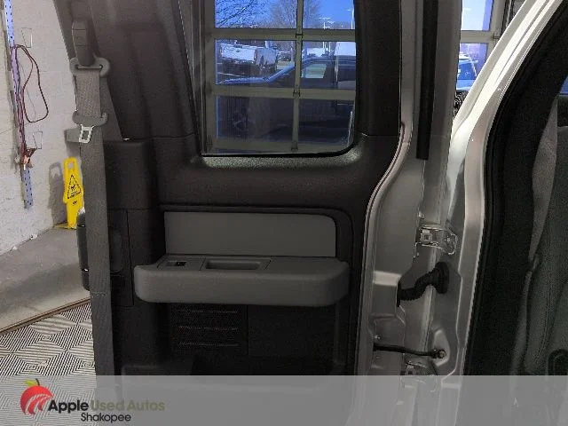 Used 2011 Silver Ford XLT image 28