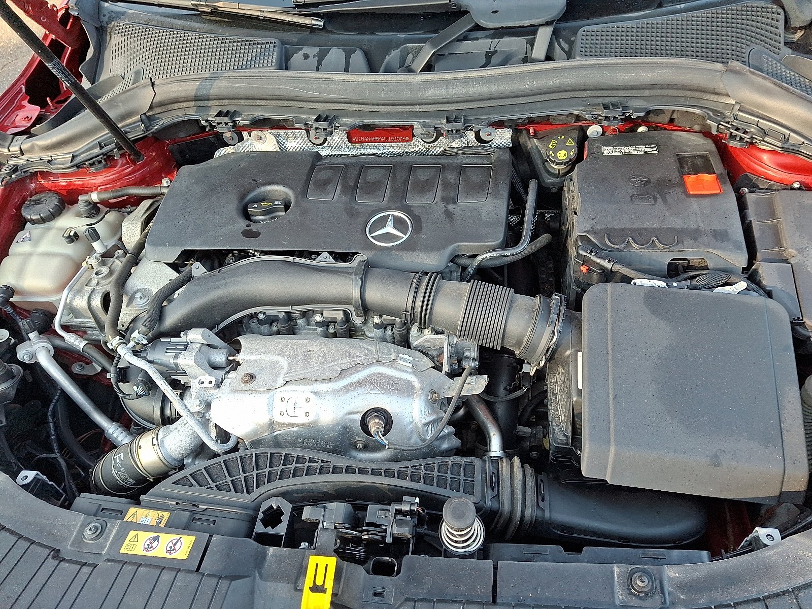 Certified Used 2021 Patagonia Red Metallic - 993 Mercedes-Benz 4MATIC® image 28