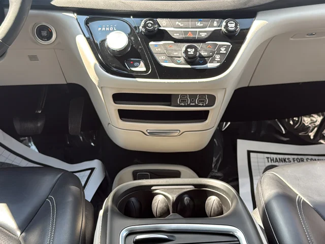 Used 2023 White Chrysler Touring L image 28