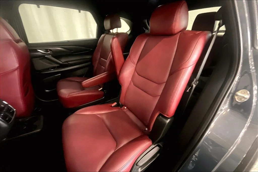 Used 2023 Gray Mazda Carbon Edition image 26