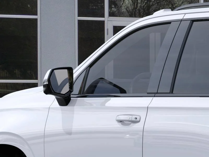New 2026 Summit White Chevrolet RST image 19