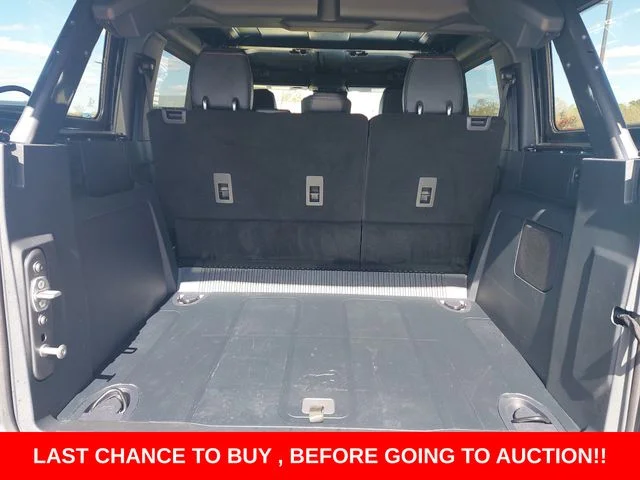 Used 2024 Gray Ford Badlands image 12