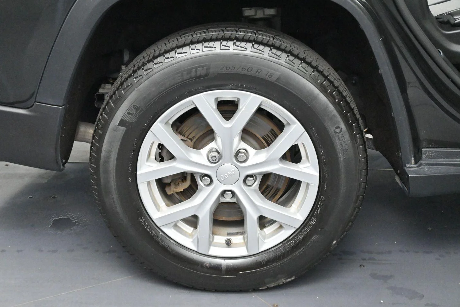 Used 2023 Rocky Mountain Pearlcoat Jeep Limited image 40