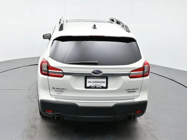 Used 2019 Crystal White Pea Subaru Limited image 39