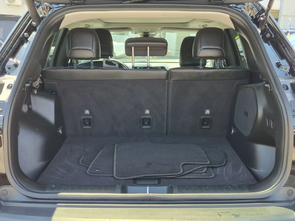 Used 2022 Black Jeep Limited image 8