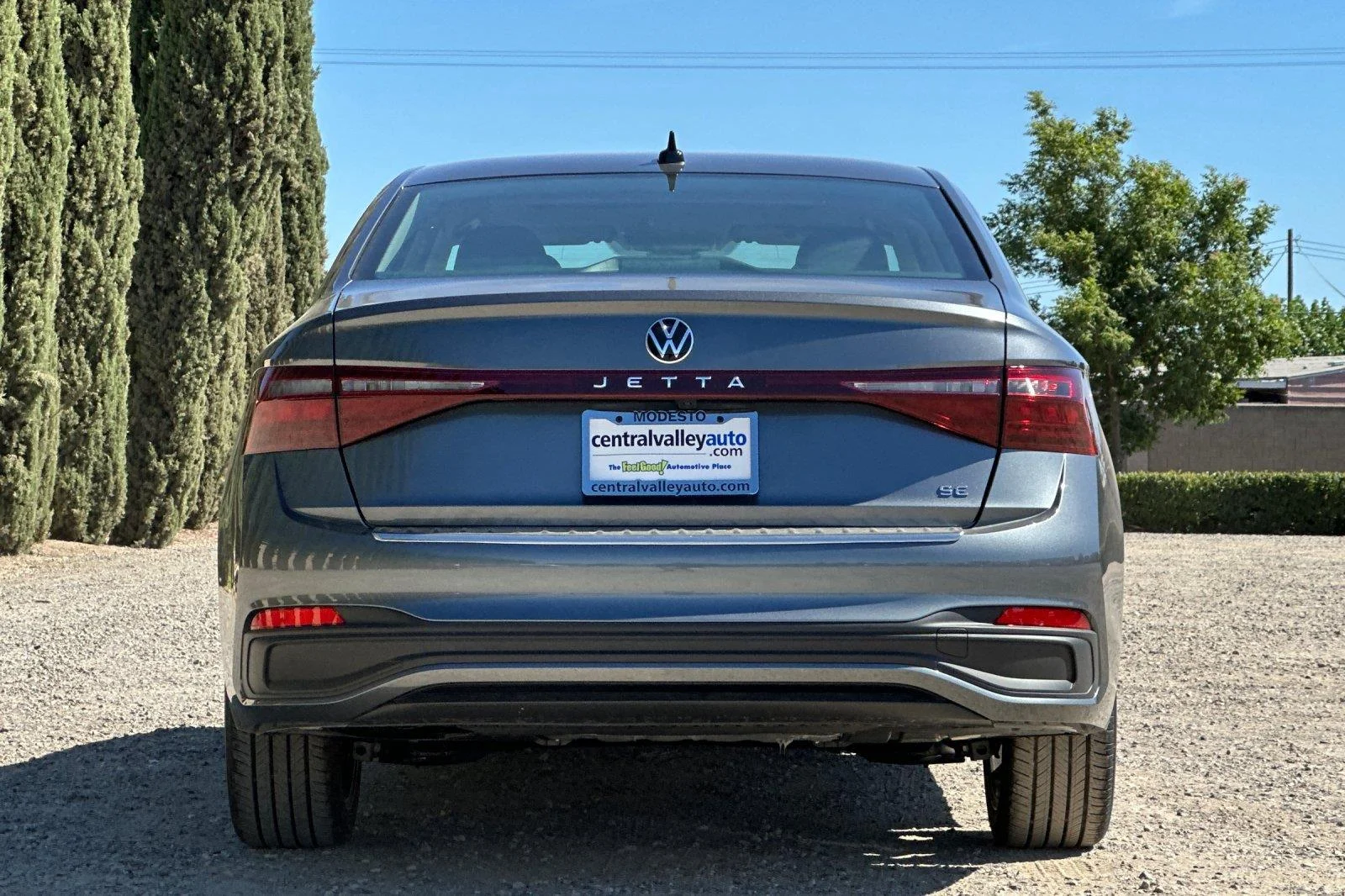 New 2026 Platinum Gray Metallic Volkswagen SE image 5