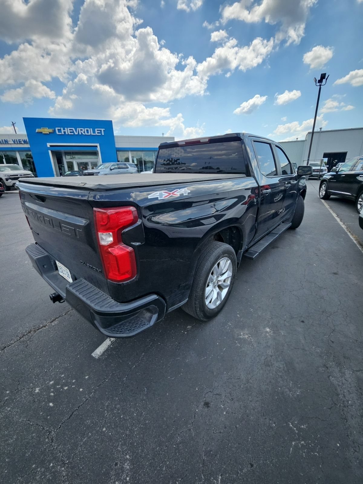 Used 2021 BLACK Chevrolet Custom image 7