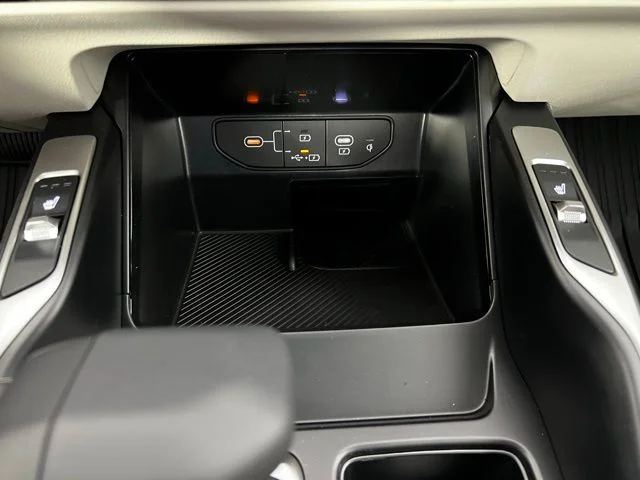 2026 Kia Sorento S - Photo 22