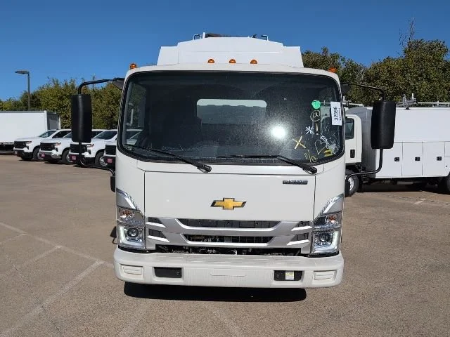 New 2025 Arc White Chevrolet 1WT image 14