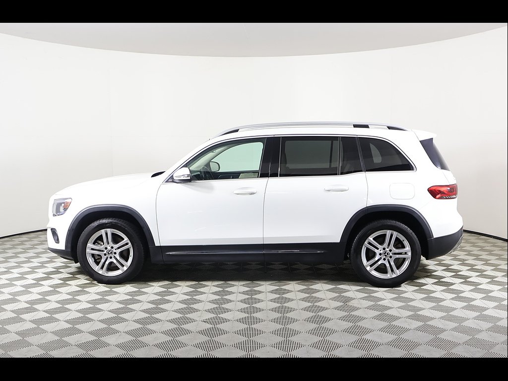 Used 2020 Polar White Mercedes-Benz GLB 250 image 3