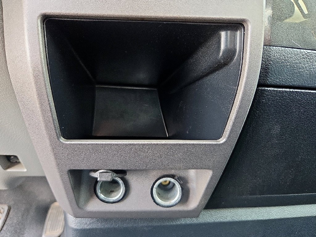 Used 2012 Blue Toyota Grade image 21