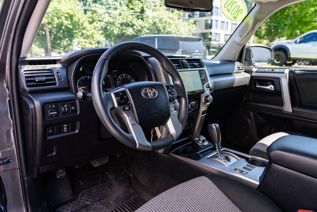 Used 2020 Gray Toyota SR5 image 22