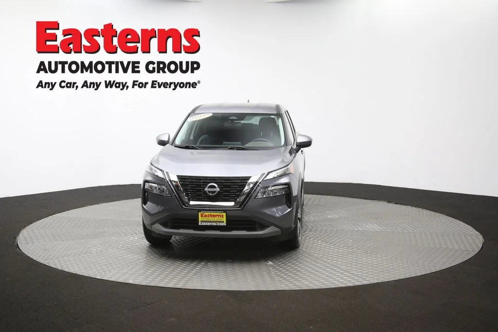 Used 2023 Gray Nissan SV image 55
