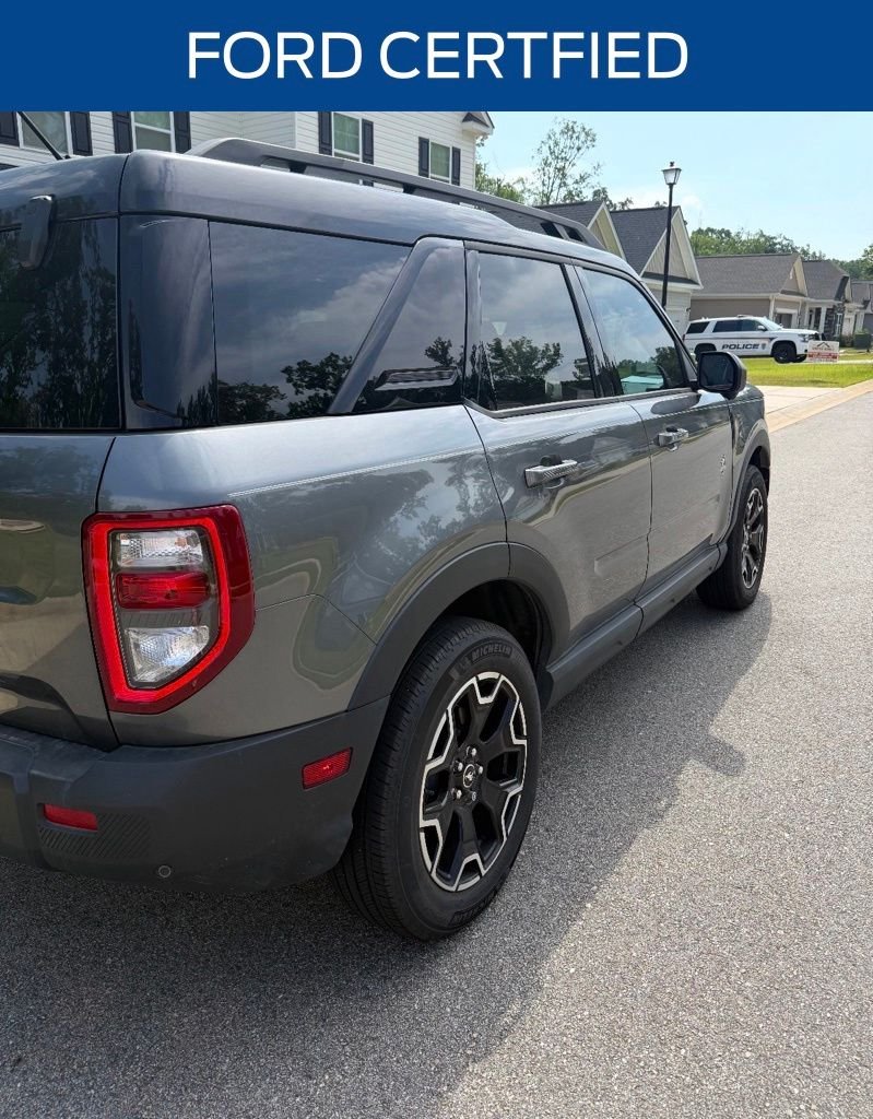 Used 2025 Gray Ford Outer Banks image 3
