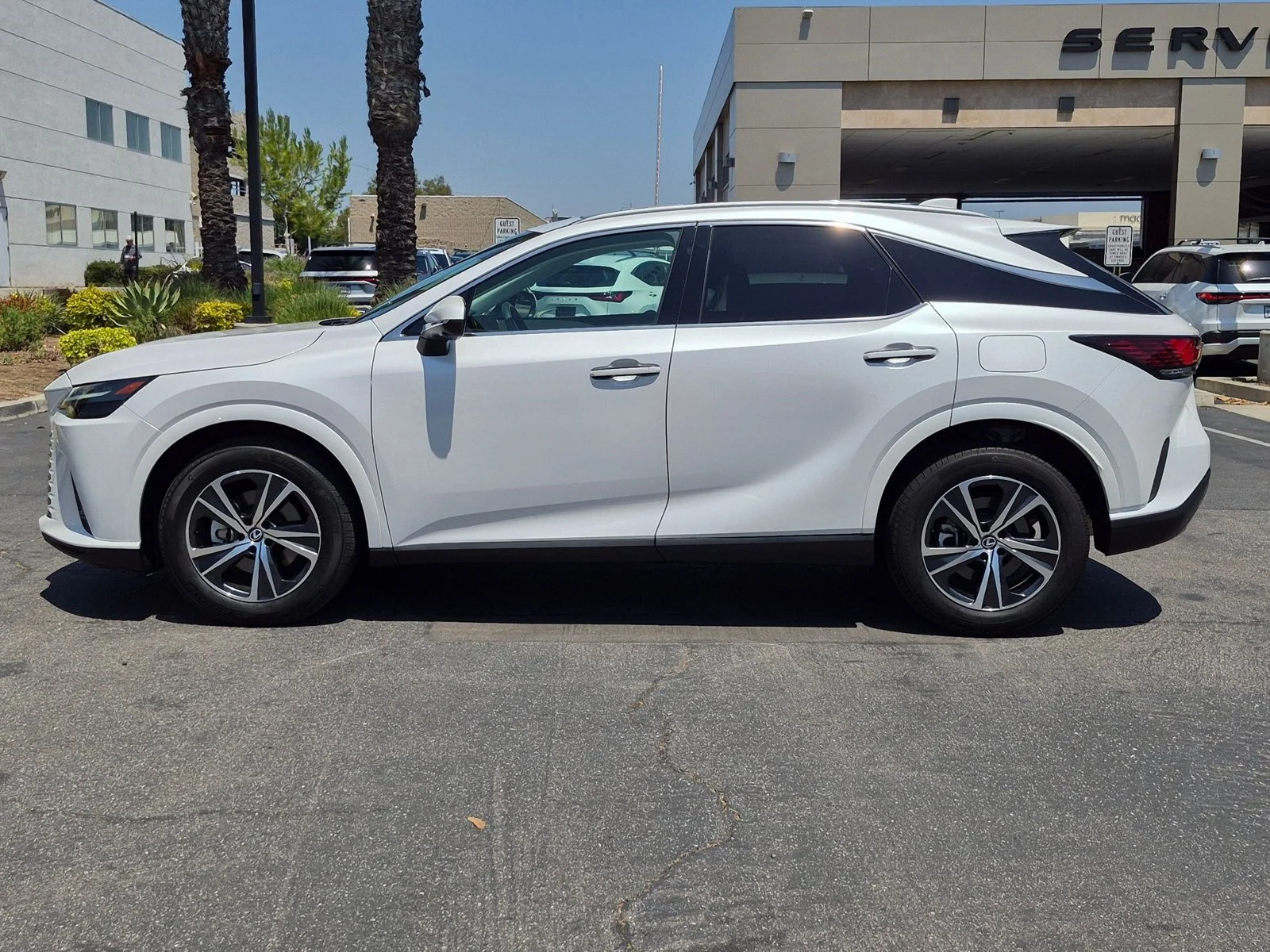 Certified Used 2023 Eminent White Pearl Lexus RX 350 Premium image 11