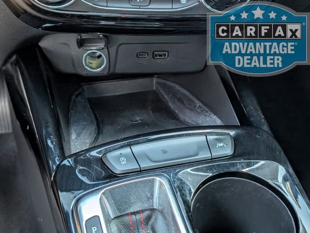 Used 2025 Summit White Chevrolet 2RS image 10