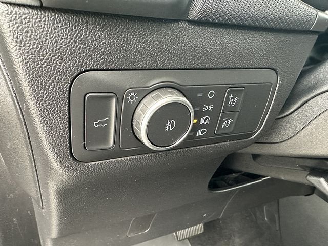 Used 2022 Blue Ford Outer Banks image 21