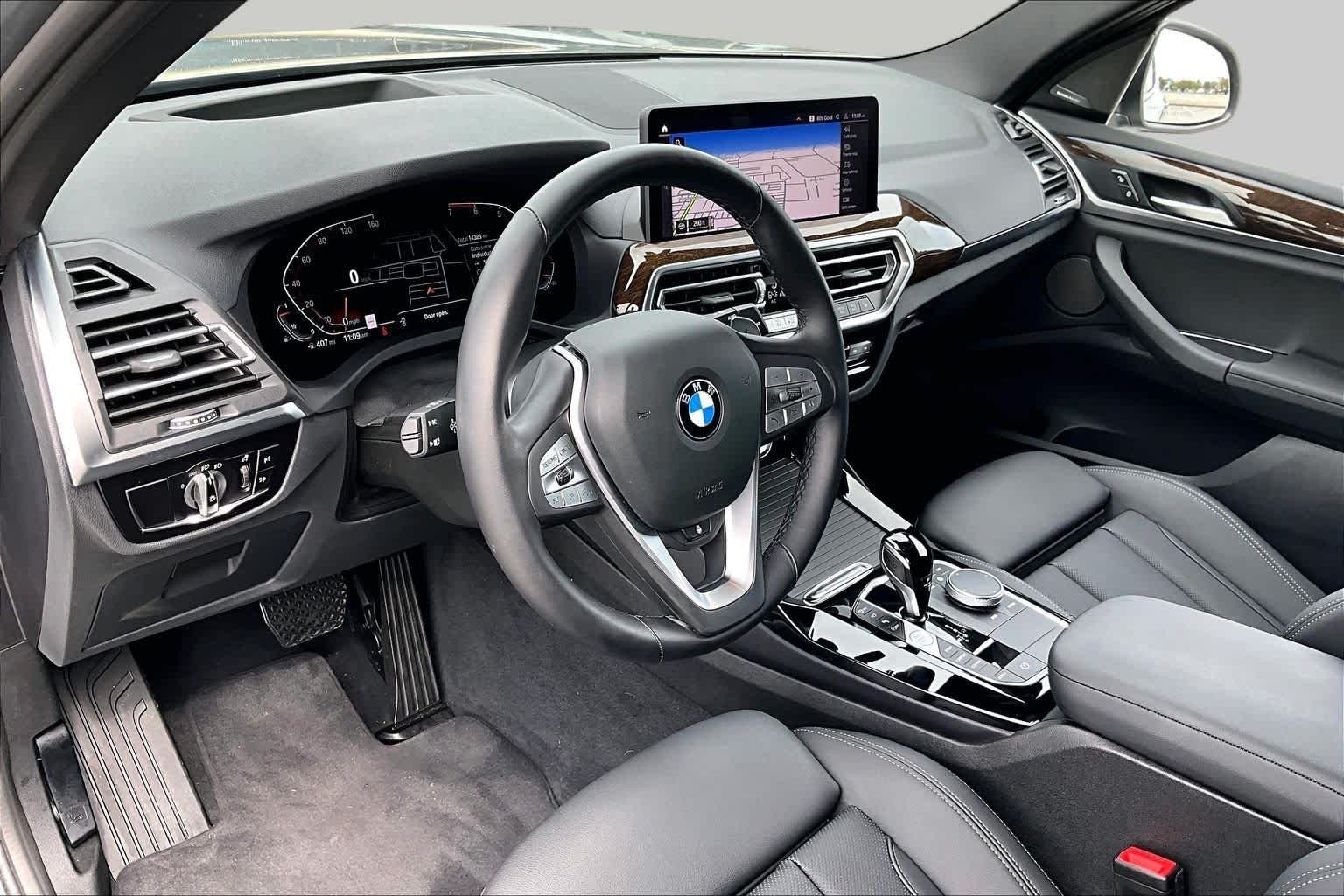 Used 2024 Skyscraper Grey Metallic BMW sDrive30i image 18